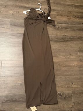 One-Shoulder Brown Knot Front Maxi Dress
